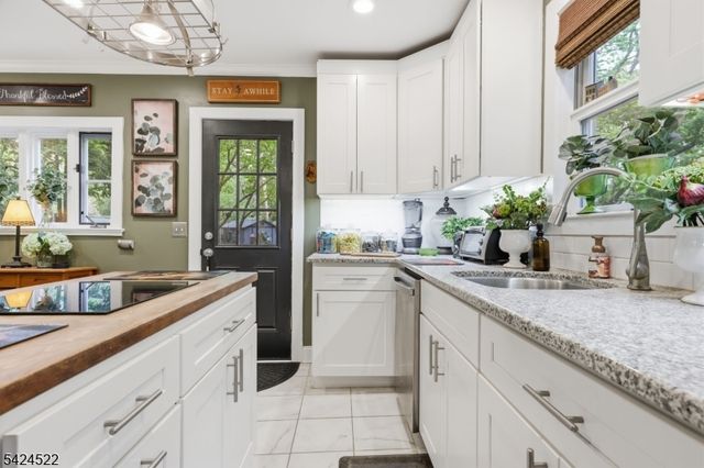 30 Swan St, Lambertville City, NJ 08530