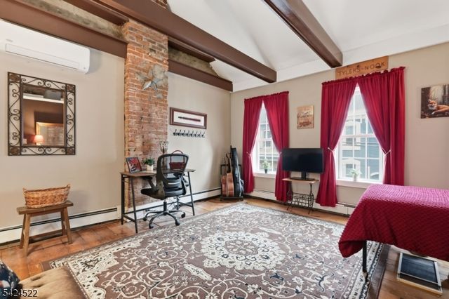 30 Swan St, Lambertville City, NJ 08530