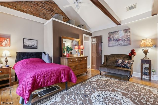 30 Swan St, Lambertville City, NJ 08530