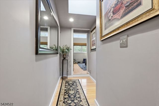 30 Swan St, Lambertville City, NJ 08530