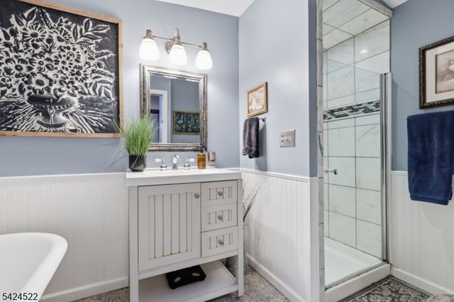 30 Swan St, Lambertville City, NJ 08530