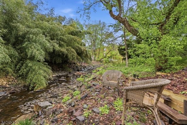 30 Swan St, Lambertville City, NJ 08530