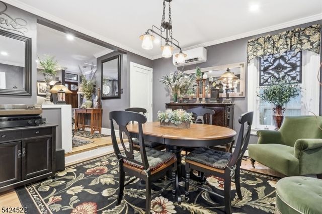 30 Swan St, Lambertville City, NJ 08530