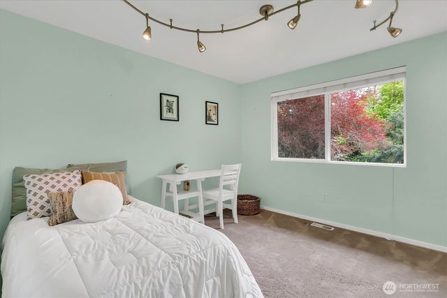 2212 186th Avenue NE, Redmond, WA 98052