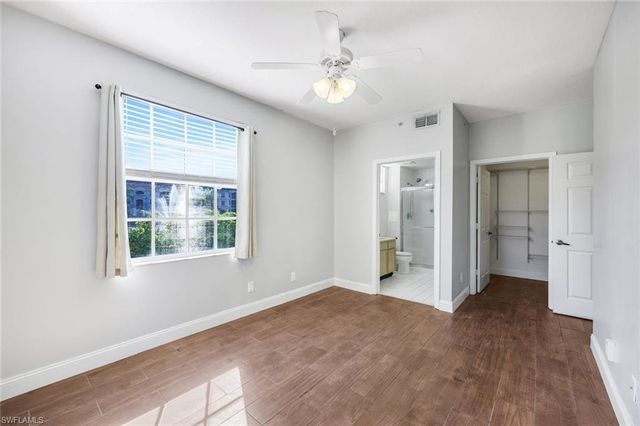 4620 Saint Croix LN # 911, Naples, FL 34109