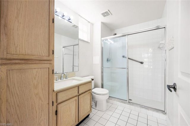 4620 Saint Croix LN # 911, Naples, FL 34109