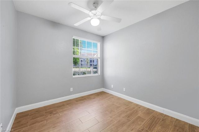 4620 Saint Croix LN # 911, Naples, FL 34109