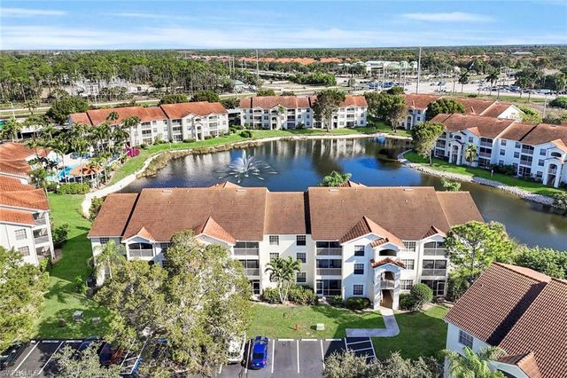 4620 Saint Croix LN # 911, Naples, FL 34109