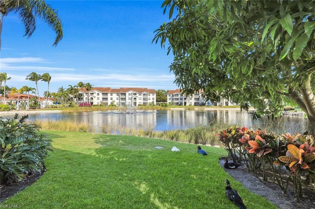 4620 Saint Croix LN # 911, Naples, FL 34109