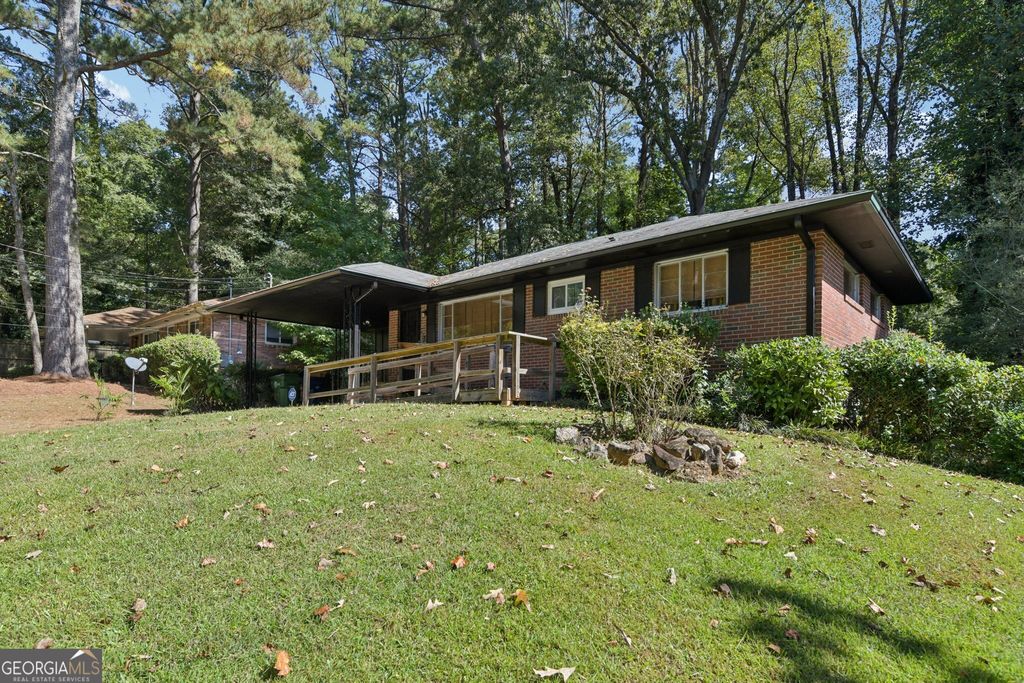 2226 Maxwell Drive, Atlanta, GA 30311