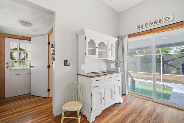 1201 W REYNOLDS STREET, Plant City, FL 33563