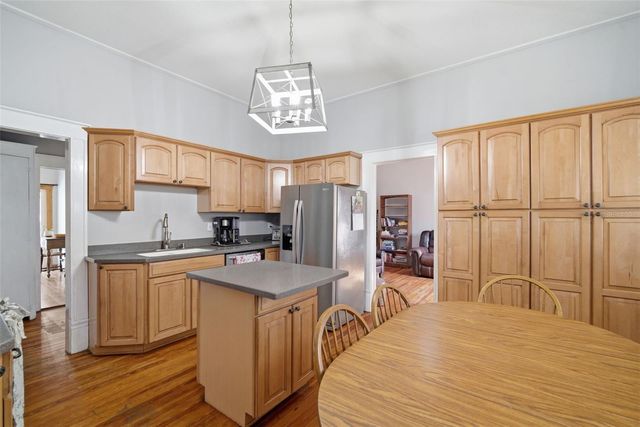 1201 W REYNOLDS STREET, Plant City, FL 33563