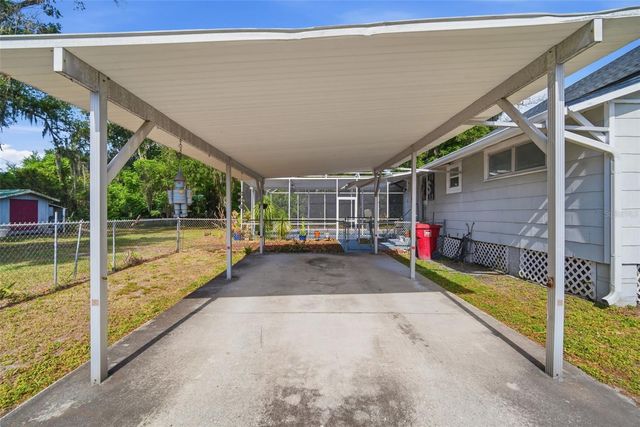 1201 W REYNOLDS STREET, Plant City, FL 33563