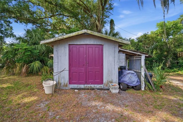 1201 W REYNOLDS STREET, Plant City, FL 33563