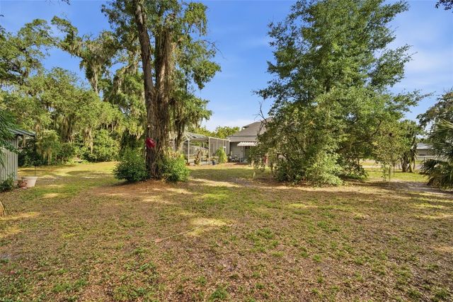 1201 W REYNOLDS STREET, Plant City, FL 33563