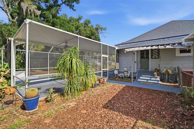 1201 W REYNOLDS STREET, Plant City, FL 33563