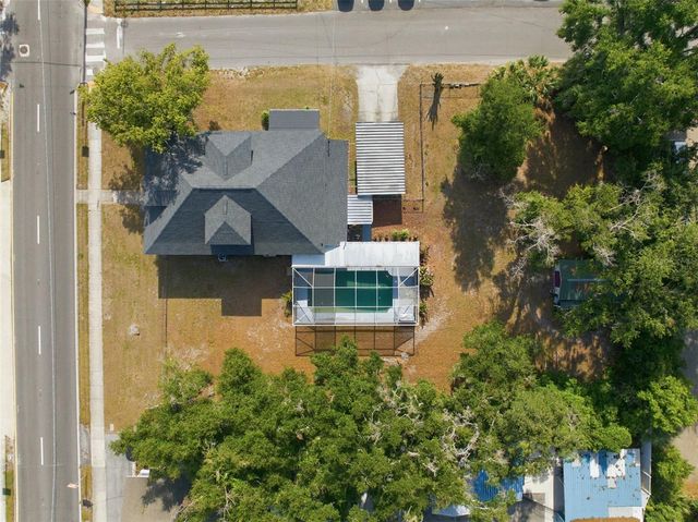 1201 W REYNOLDS STREET, Plant City, FL 33563