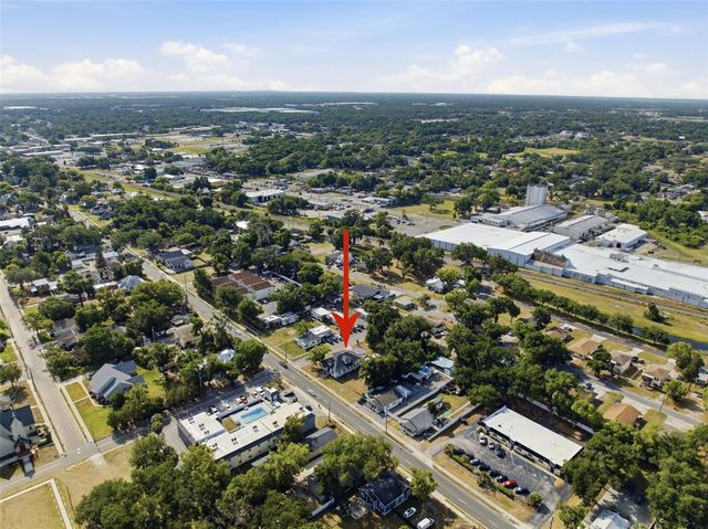 1201 W REYNOLDS STREET, Plant City, FL 33563