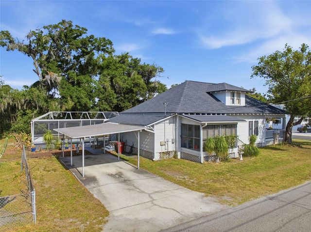 1201 W REYNOLDS STREET, Plant City, FL 33563
