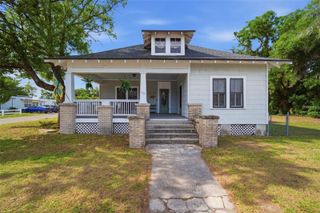 1201 W REYNOLDS STREET, Plant City, FL 33563