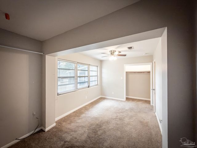 911 Springbrook Ave, Pensacola, FL 32505