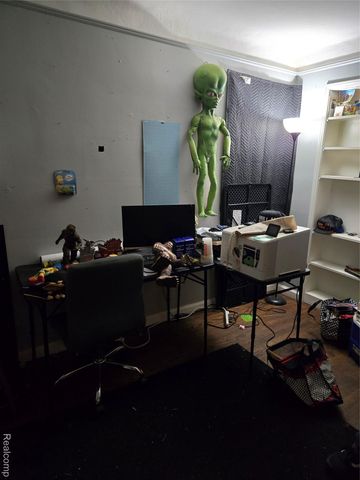 21767 Normandy Avenue, Eastpointe, MI 48021