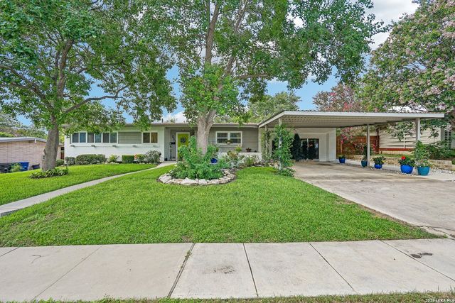 250 Springwood Ln, San Antonio, TX 78216
