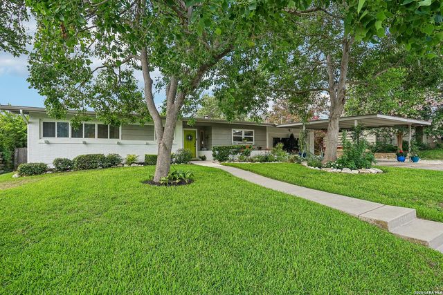 250 Springwood Ln, San Antonio, TX 78216