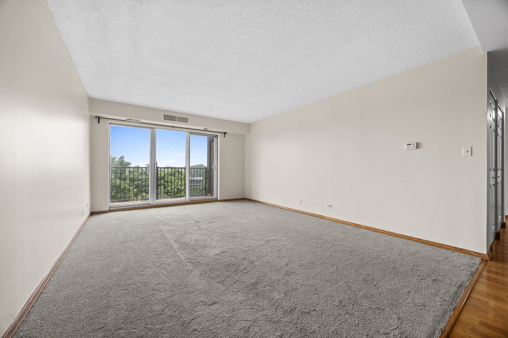 5400 Walnut Avenue 410, Downers Grove, IL 60515 — photo 4
