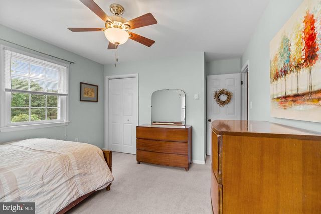 4462 WOODCREST DR, Elizabethtown, PA 17022