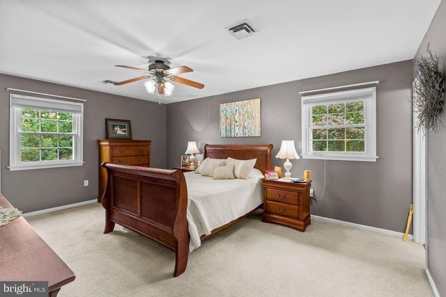 4462 WOODCREST DR, Elizabethtown, PA 17022