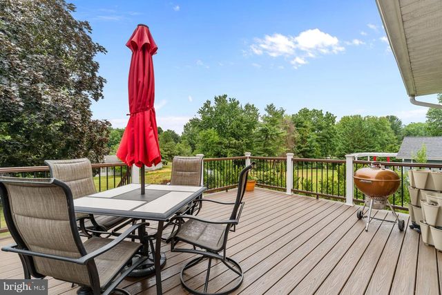 4462 WOODCREST DR, Elizabethtown, PA 17022