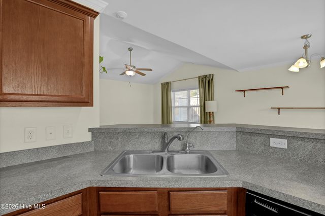 400 Blue Pennant Court, Sneads Ferry, NC 28460