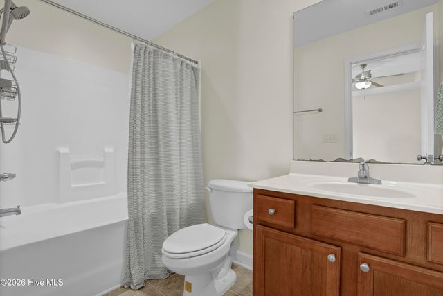 400 Blue Pennant Court, Sneads Ferry, NC 28460