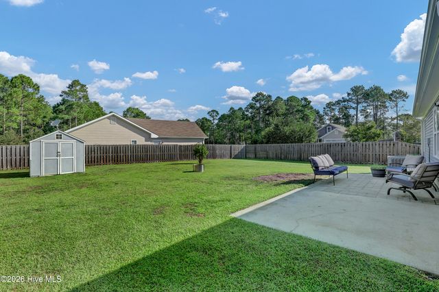 400 Blue Pennant Court, Sneads Ferry, NC 28460