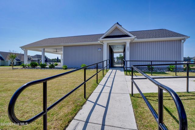400 Blue Pennant Court, Sneads Ferry, NC 28460