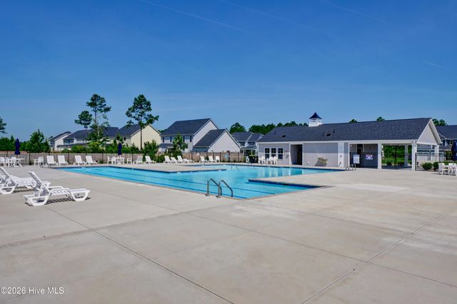 400 Blue Pennant Court, Sneads Ferry, NC 28460