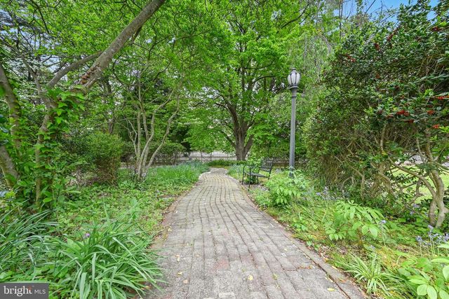 800 CAMDEN AVE, Salisbury, MD 21801