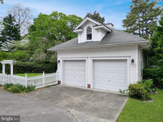 800 CAMDEN AVE, Salisbury, MD 21801