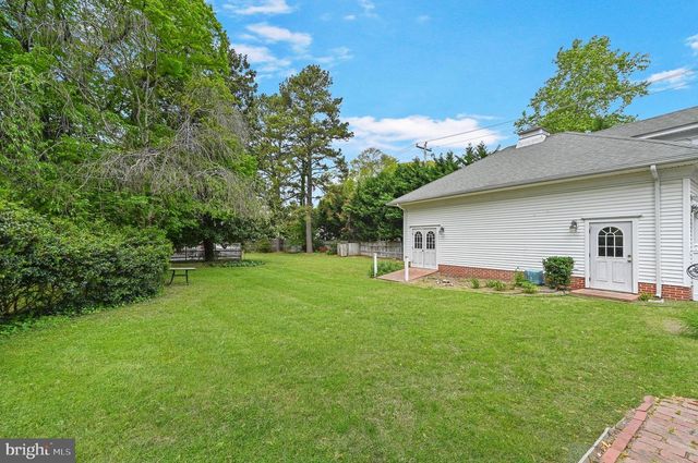 800 CAMDEN AVE, Salisbury, MD 21801