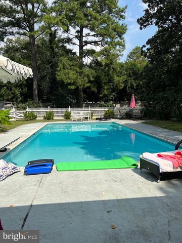 800 CAMDEN AVE, Salisbury, MD 21801