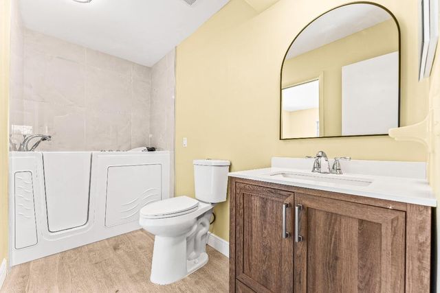 2000 NW 33rd Court, Oakland Park, FL 33309