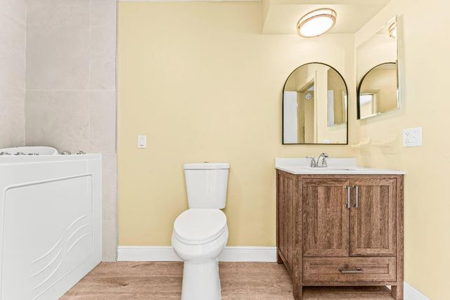 2000 NW 33rd Court, Oakland Park, FL 33309