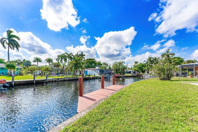 2000 NW 33rd Court, Oakland Park, FL 33309