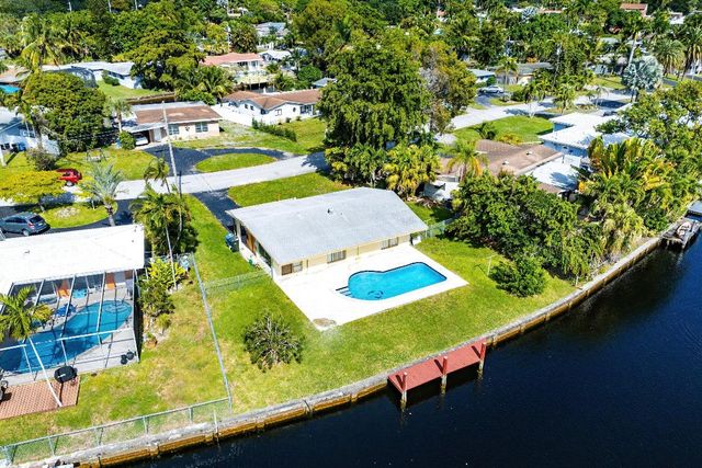 2000 NW 33rd Court, Oakland Park, FL 33309
