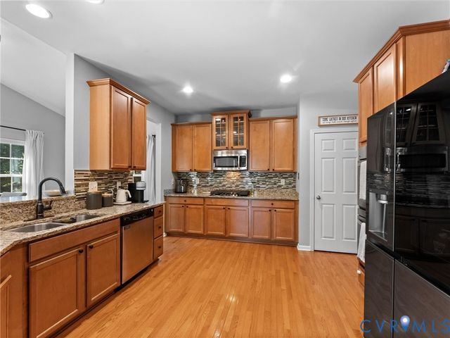 14373 Charter Landing Dr, Midlothian, VA 23114
