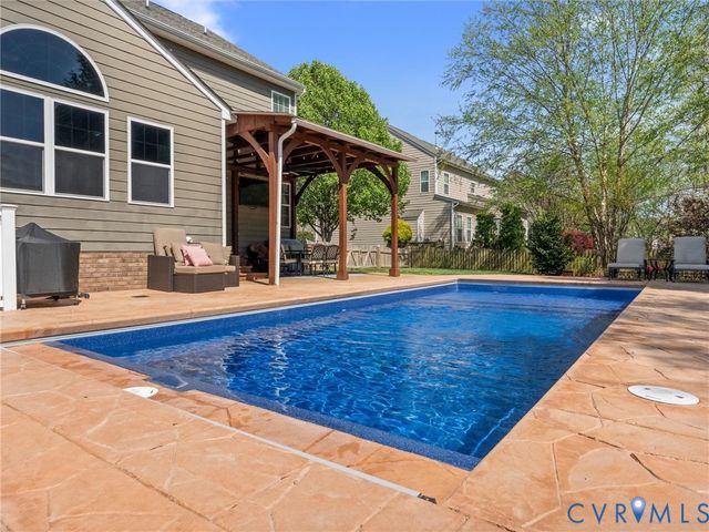 14373 Charter Landing Dr, Midlothian, VA 23114