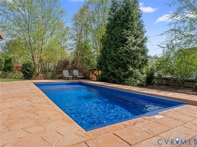 14373 Charter Landing Dr, Midlothian, VA 23114