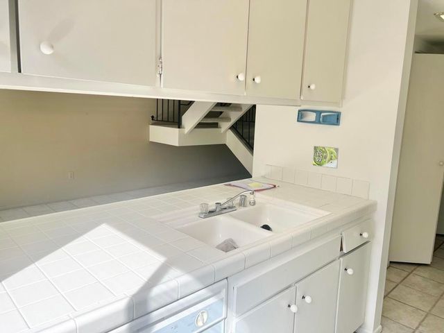 232 E Via Escuela C, Palm Springs, CA 92262