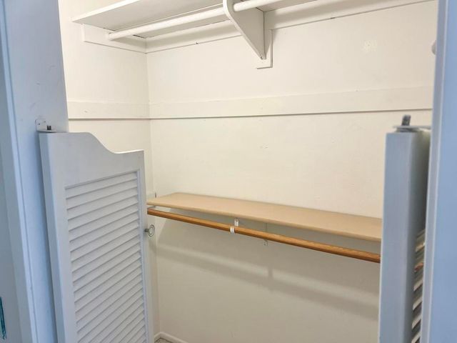 232 E Via Escuela C, Palm Springs, CA 92262